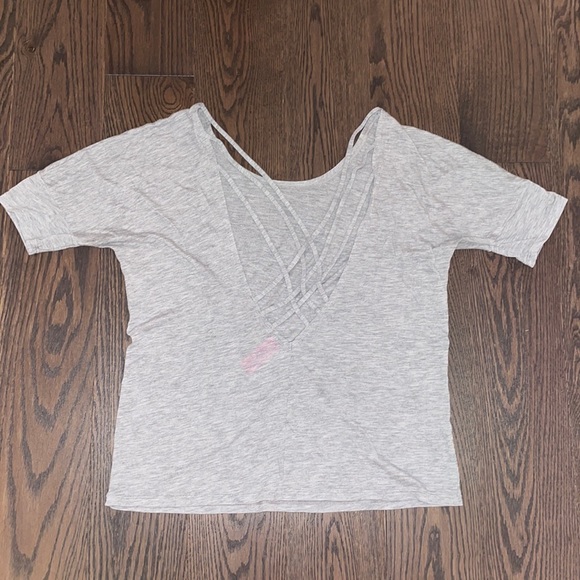 La Senza loose fitting top, mostly open back with stringy design. - Picture 2 of 2